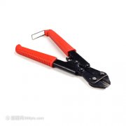 尤其涉及一种断线钳的省