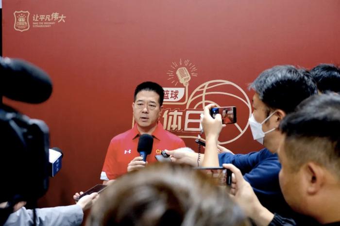 中国三人女篮冲击巴黎奥运:三步走路线解析—