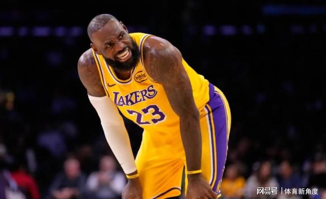 NBA湖人掘金关键误判引发赛后争议