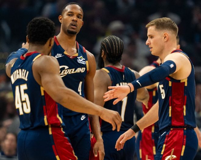 哈登30+难救骑士 防守漏洞致惨败