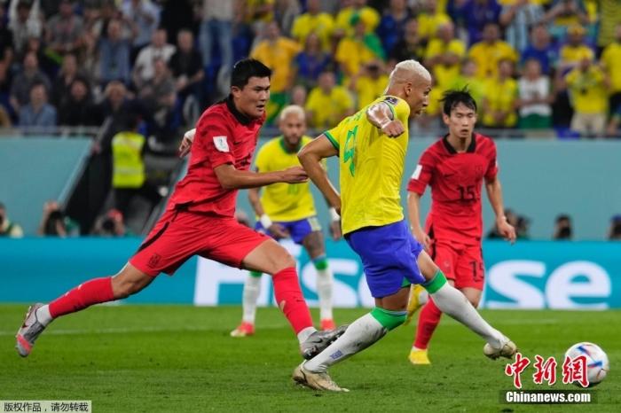 巴西桑巴舞庆4球大胜韩国挺进八强
