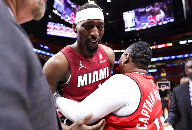 杜兰特高效砍29分助火箭胜猛龙，坎宁安15助攻引